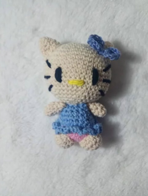 Amigurumi/Boneka Rajut Hello Kitty 3
