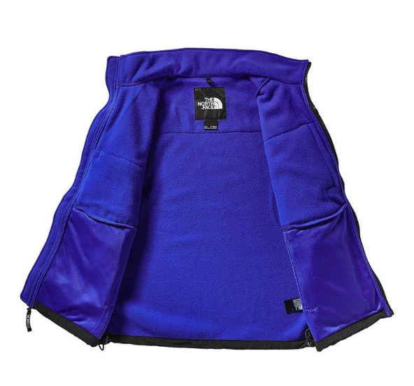 The North Face Men 1995 Retro Denali Jacket 2
