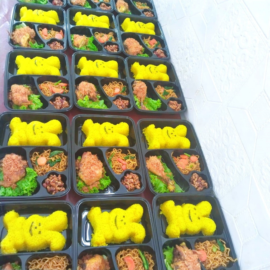 Berdikari Jaya Larasha Nasi Bento Karakter