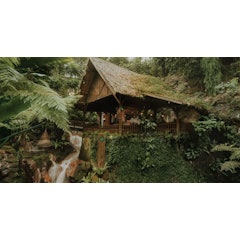 Kampung Daun Culture Gallery & Cafe
