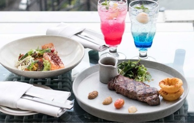 The 18th Restaurant and Lounge 3