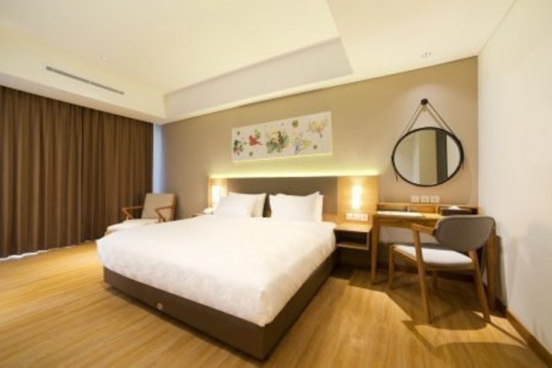 Aviary Hotel Bintaro 1