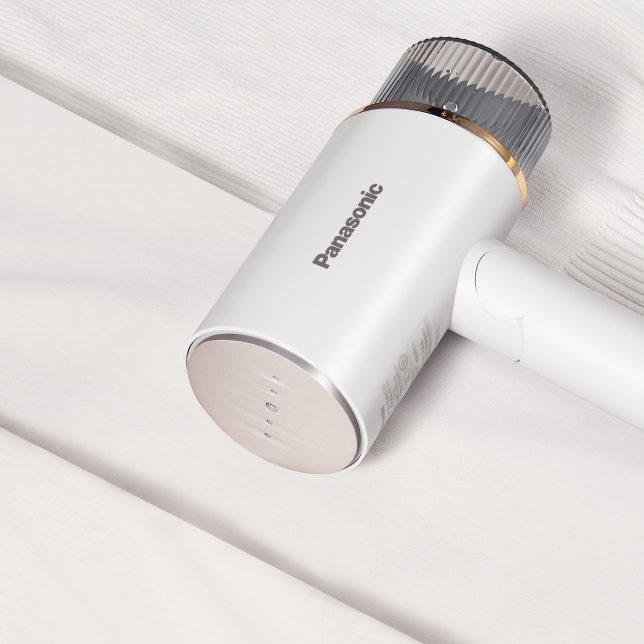 Panasonic Gobel Indonesia Panasonic Foldable Handy Steamer NI-GHF025WSR