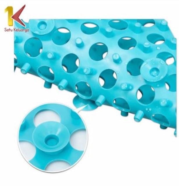 Satu Keluarga Keset Lantai Polkadot C236