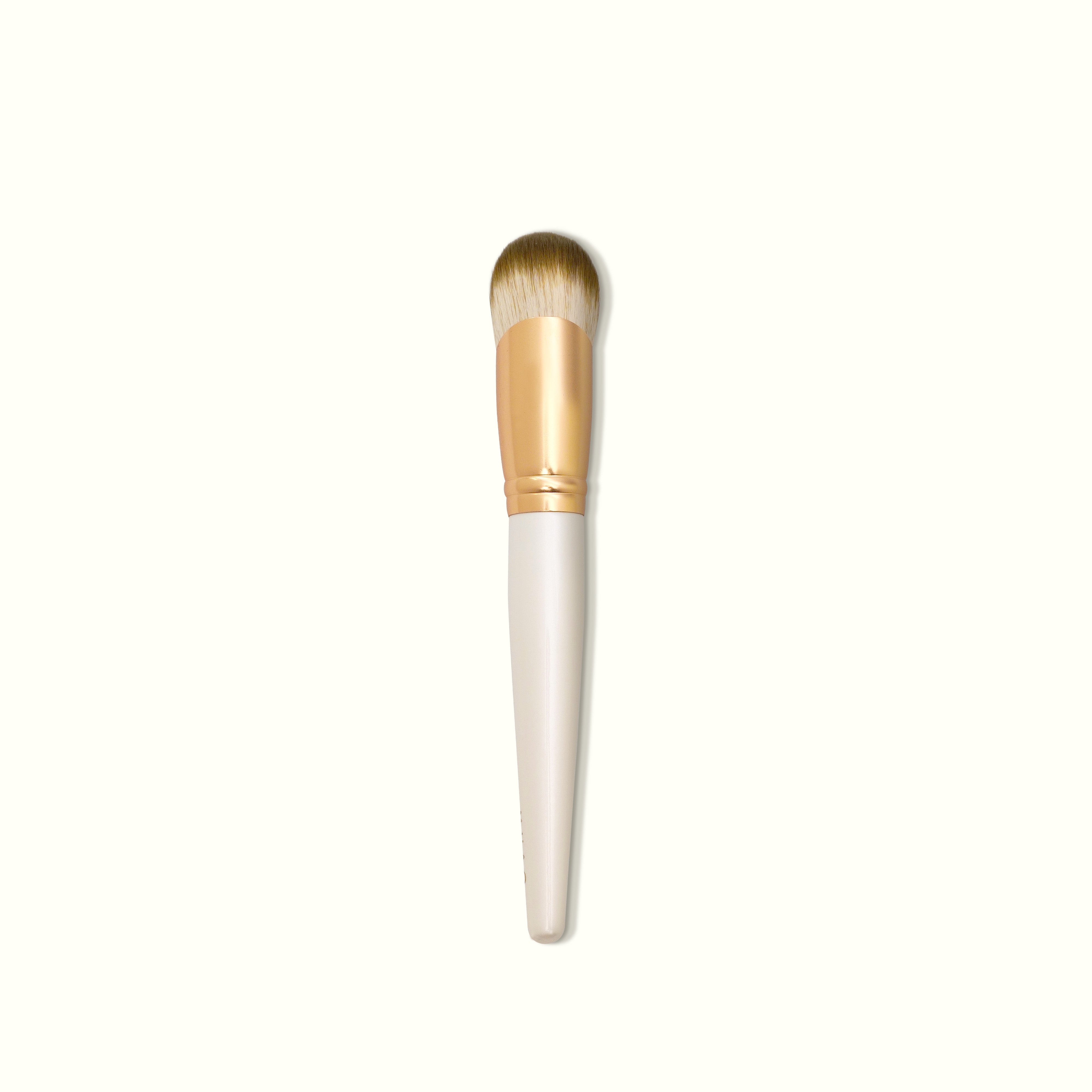 MUAQ Angled Foundation Brush 4