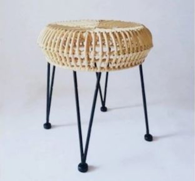 Meja Rotan Kaki Besi