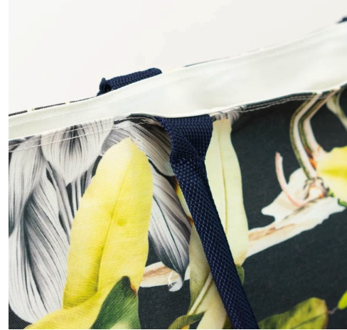 Seruni Living Travel Bag