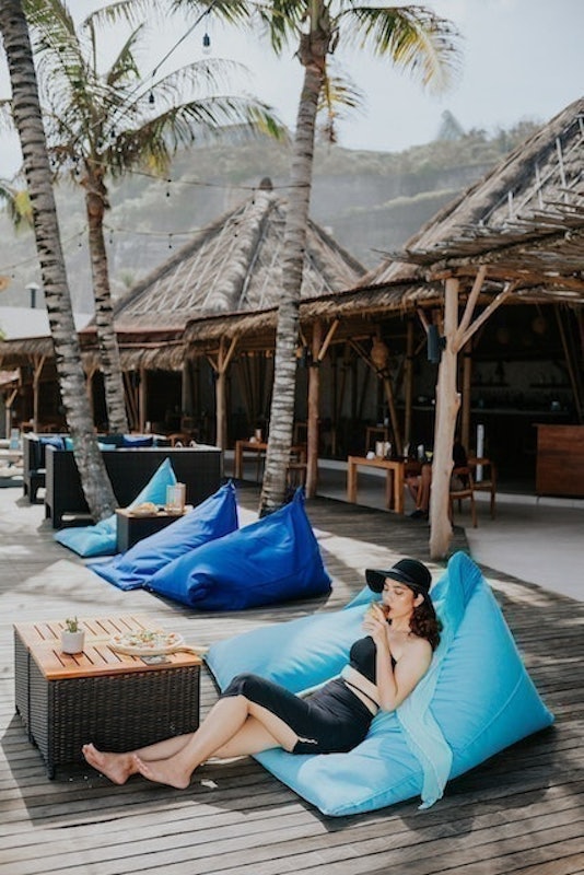 Minoo Beach Club 5