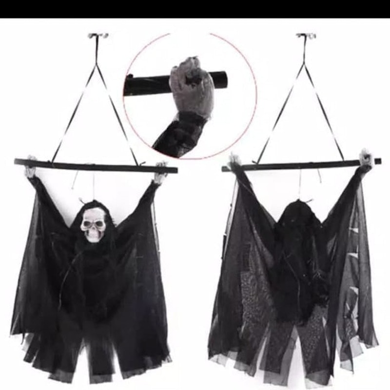 Dekorasi Halloween Setan Gantung 2