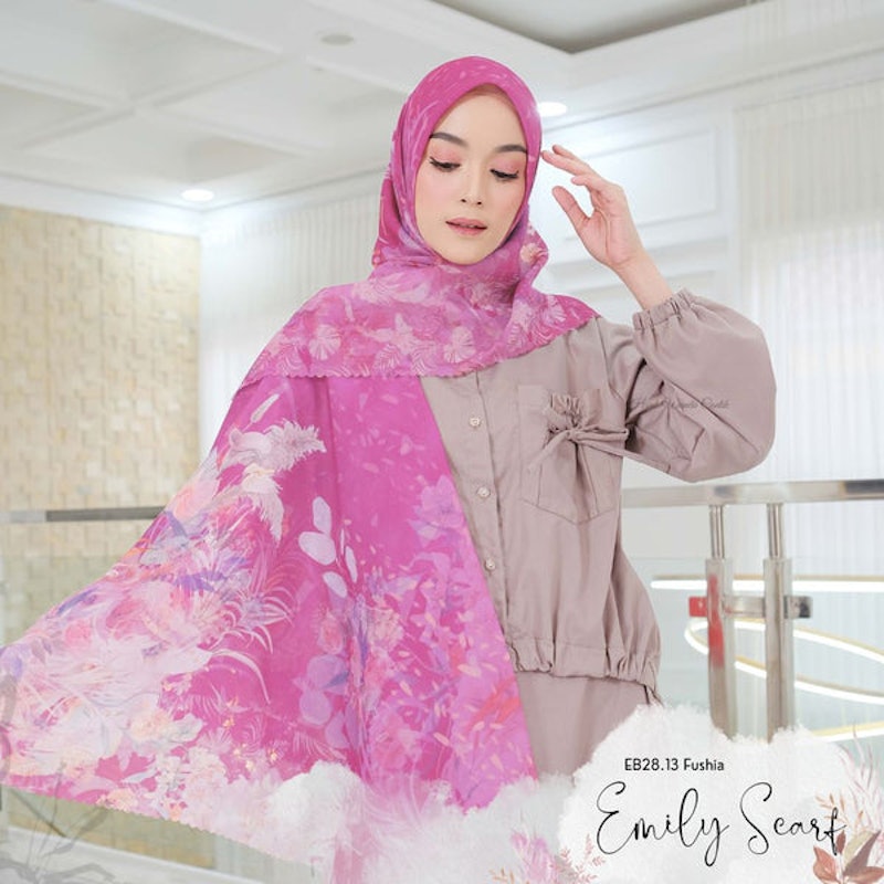 Emily Scarf JUMBO 5