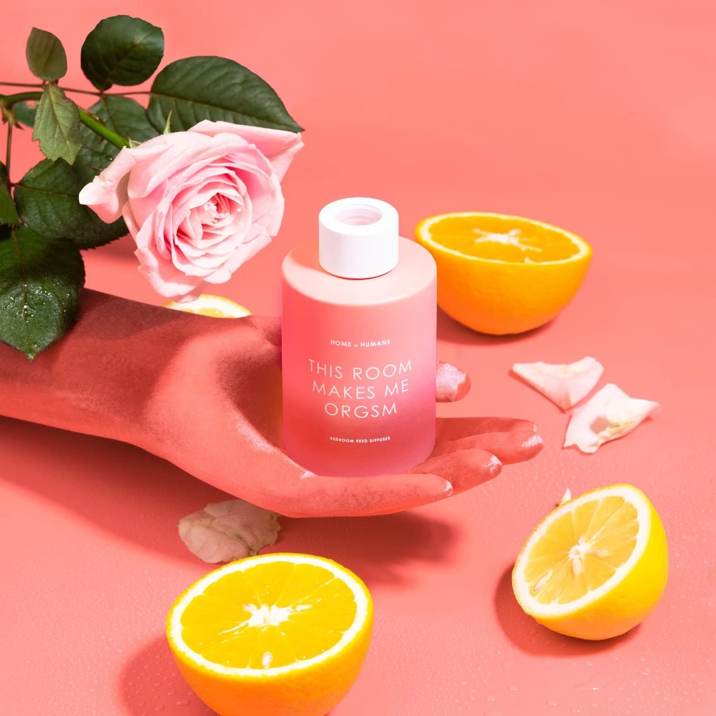 Hadir Mengharumkan Nusantara Home of Humans This Room Makes Me O Reed Diffuser