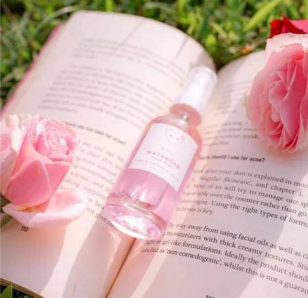 Valencia Organika Global Harlette Waterose Face Mist