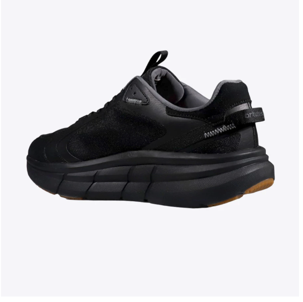 Vita Nova Atletik Ortuseight Sepatu Sneakers Bremen Black