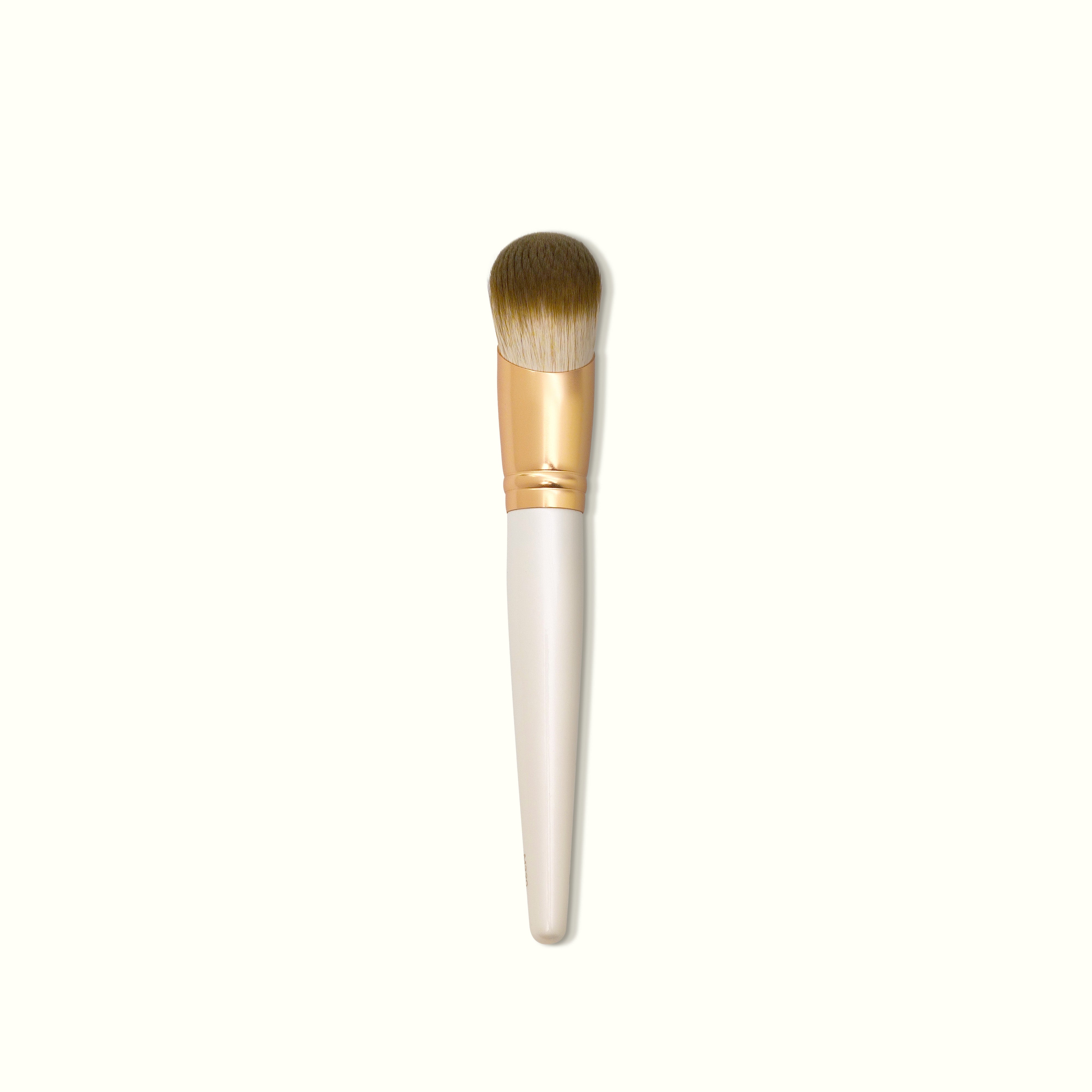 MUAQ Angled Foundation Brush 5
