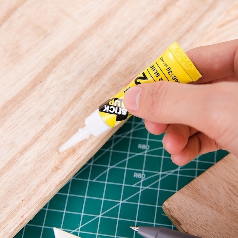 Deli 502 Super Glue 4