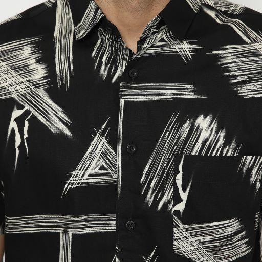 Citra Agung Busana Platini Kemeja Motif Pria Lengan Pendek Katun Hitam 132151