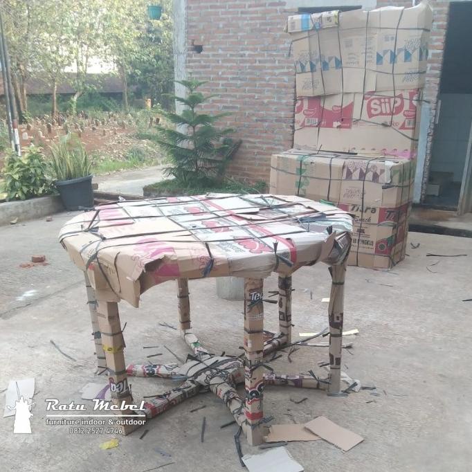  Meja Makan Bundar Putar 6 Kursi