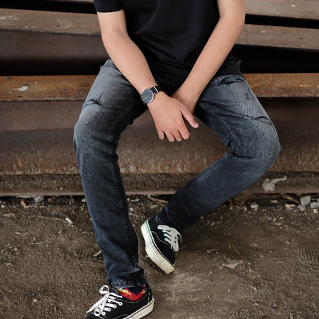  Eisee Slim x Comfort Fit Ripped Denim: Smoky Ash Grey