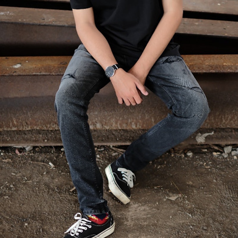 Eisee Slim x Comfort Fit Ripped Denim: Smoky Ash Grey 5