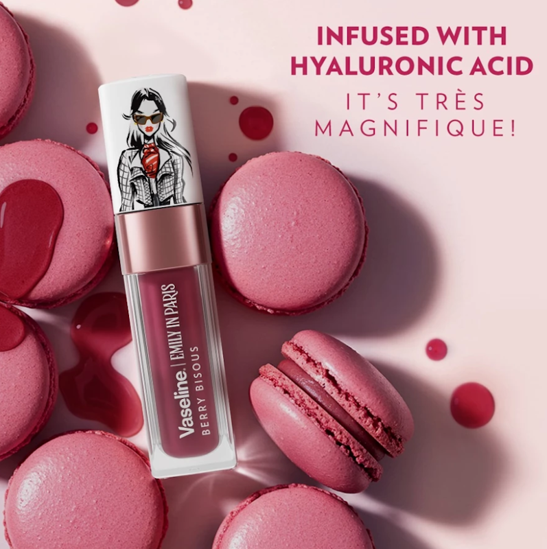 EMILY IN PARIS Tinted Lip Oil Limited Edition 3