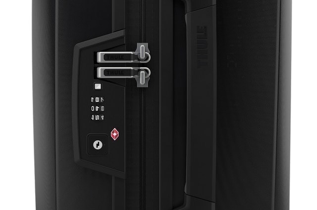 Thule Revolve Carry On Spinner TRGC122