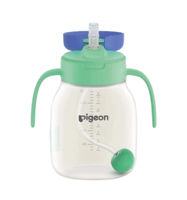 Pigeon Startouch™ Straw Cup with Gravity Ball 1