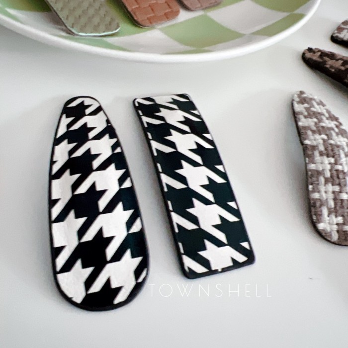 Town Shell Knitted Candy Korean Hair Clip