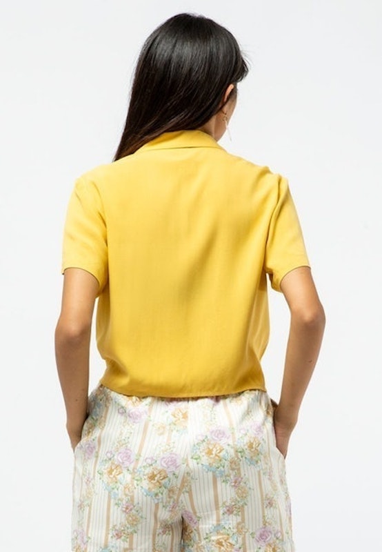 Short Sleeve Blouse with Front Tie 2