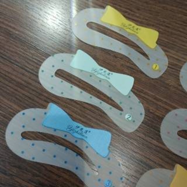Cetakan Alis Plastik Isi 6 Pcs 