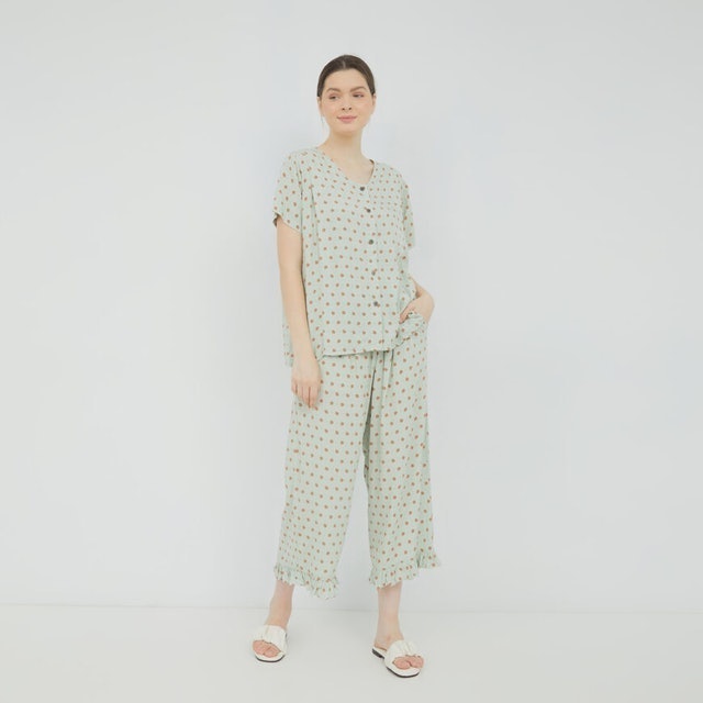 Reta Baju Ibu Hamil Dan Menyusui