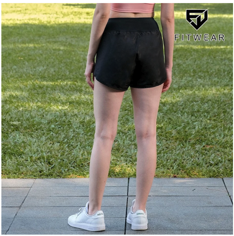 Fitwear Celana Pendek Lari + Inner Caitlyn Layered 3