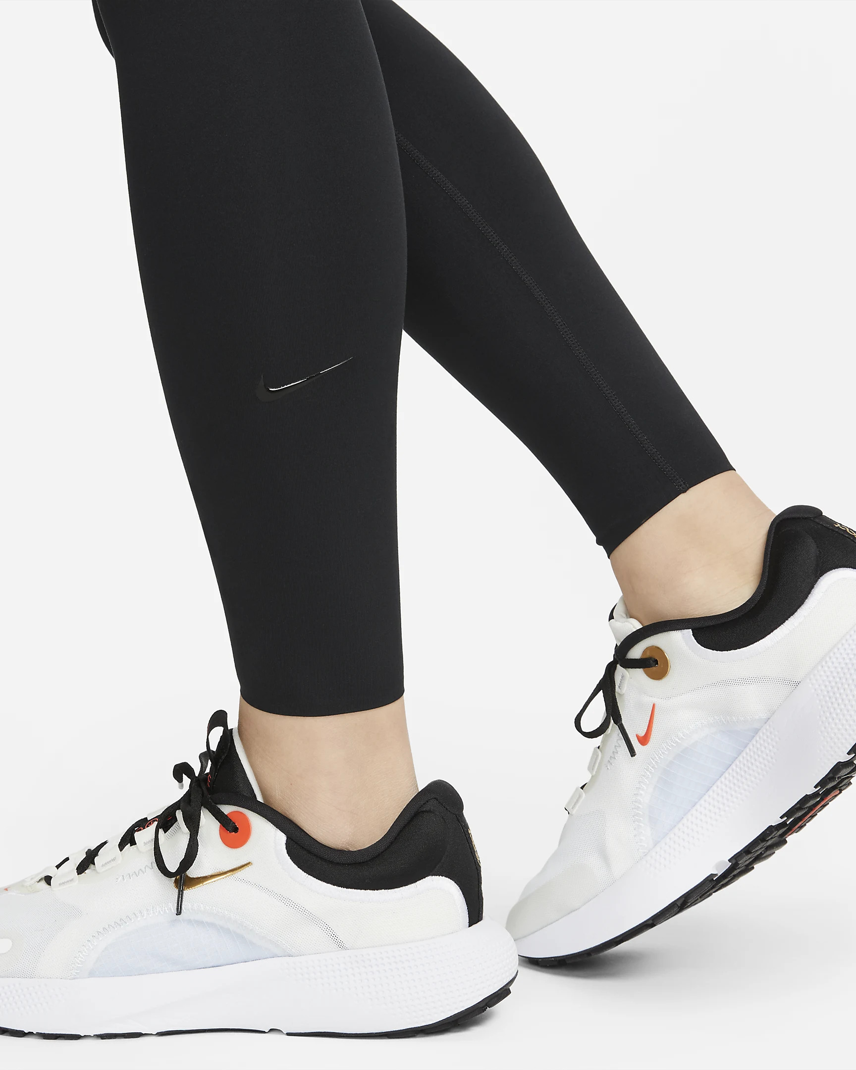 One Luxe Women's Mid-Rise Pocket Leggings 4