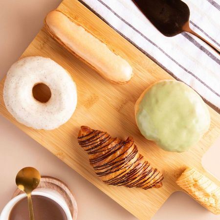 Freyabadi Indotama Tulip Cheese Easy Glaze