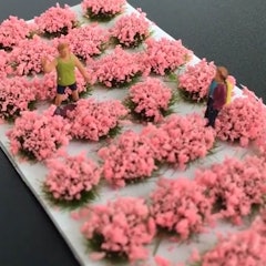 Diorama Bunga Semak