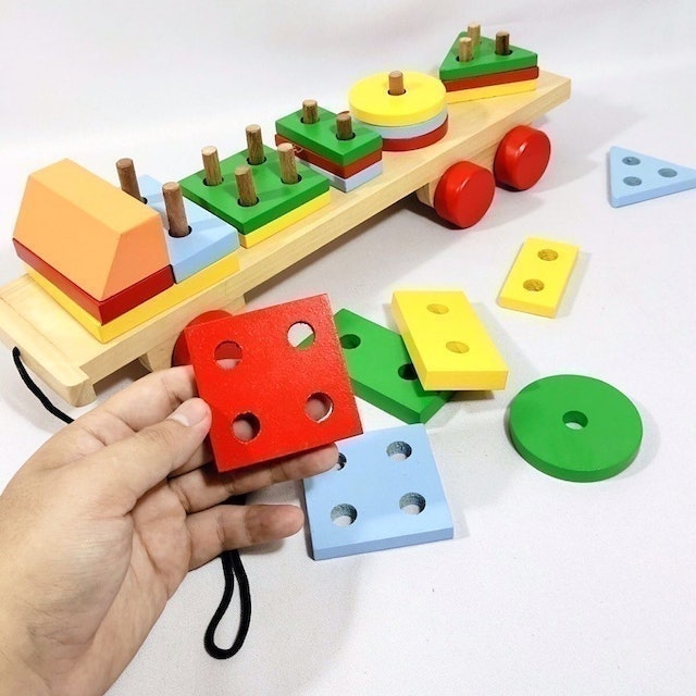 Truk Geometri Mainan Transportasi 