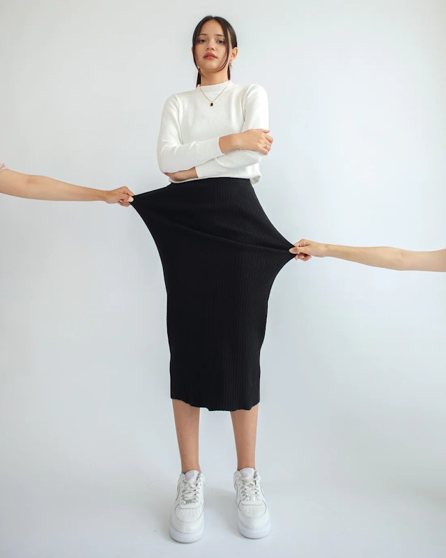 Sofia Ribbed Midi Skirt 5