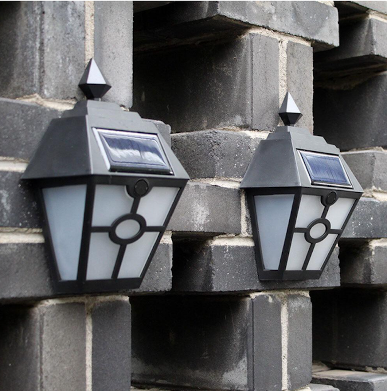 Lampu Dinding Solar Cell Classic 2
