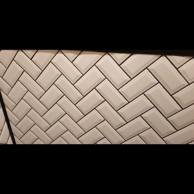 Glossy Bevel White 2