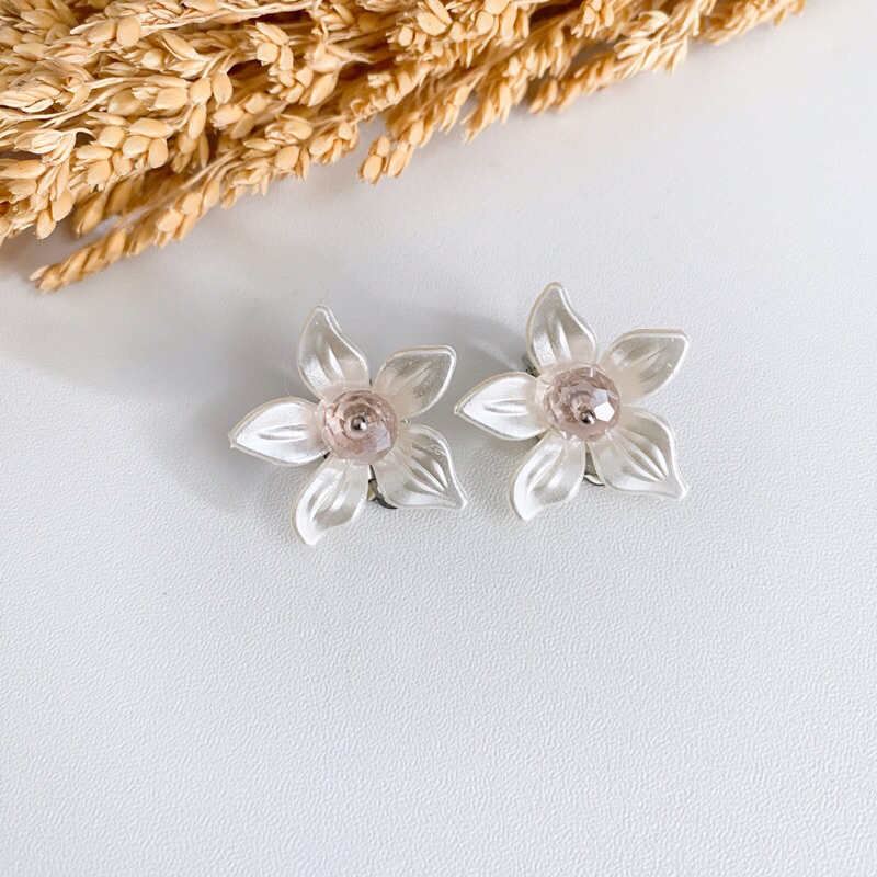 Dazscarf   Lily Anting Klip Hijab Premium