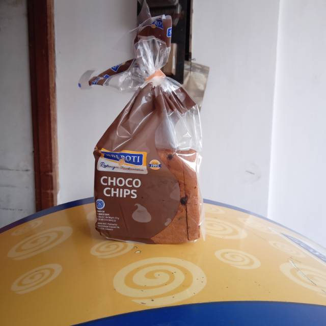 Nippon Indosari Corpindo Sari Roti - Roti Choco Chips