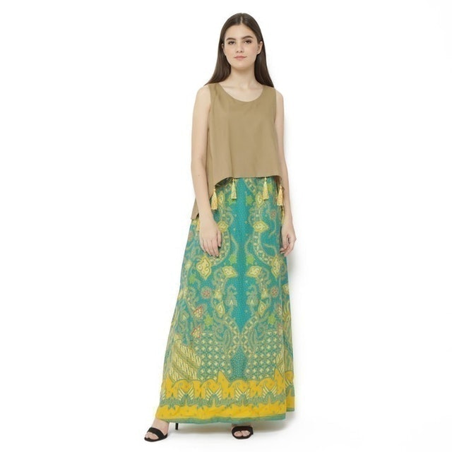 Long Dress Maxi Tanpa Lengan Batik
