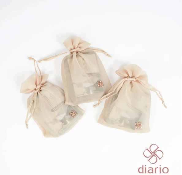 Disclosure Retail Indonesia Diario x Hamidah Pashmina Premium Mouna Series