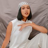 10 Rekomendasi Turtleneck untuk Wanita Terbaik 1