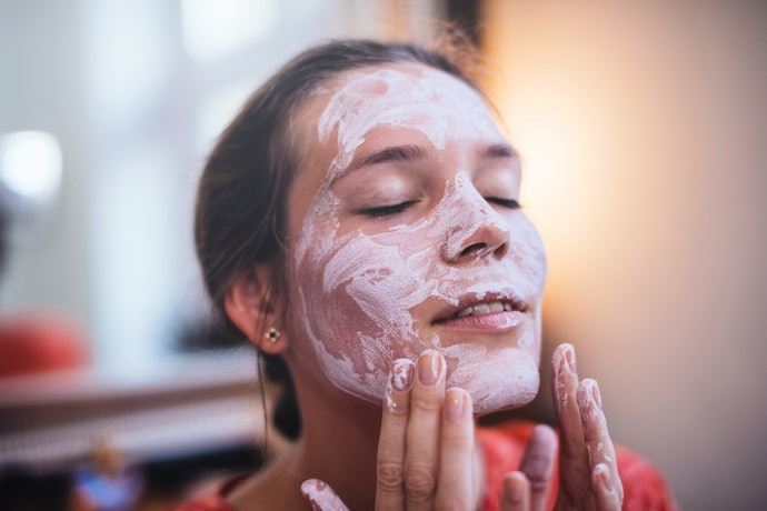 Pastikan waktu pemakaiannya sesuai dengan jenis masker yang digunakan