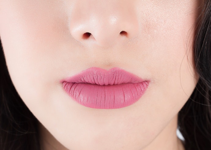 Sesuaikan hasil akhir yang ditawarkan oleh lipstik transferproof dengan tujuan pemakaian