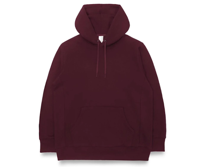 Jika Anda mencari tipe regular fit, cek merk Human Greatness, Insurgent Club, dan Erigo