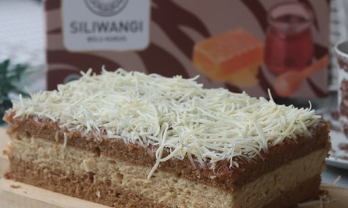 Pilih berdasarkan isian dan topping kue