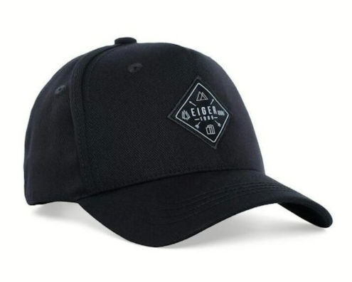 Pertimbangkan topi berbahan katun dari Brodo dan Eiger untuk pemakaian kasual atau topi polyester dari Nike dan adidas untuk kegiatan outdoor