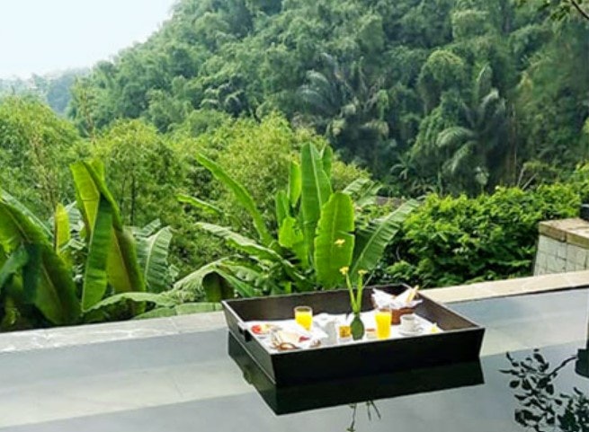 Pertimbangkan resort dengan view menarik