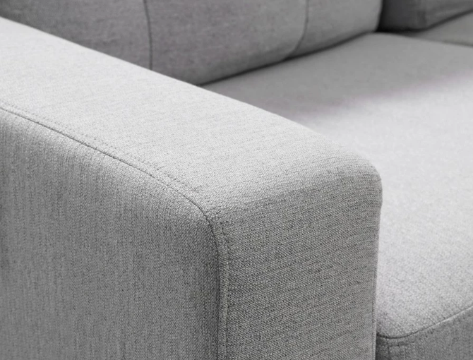 Periksa bahan dudukan sofa